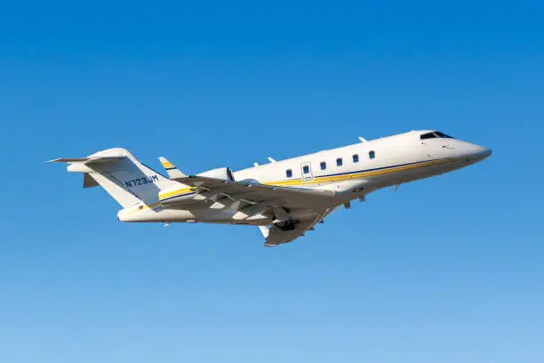 Bombardier Challenger 300 exterior